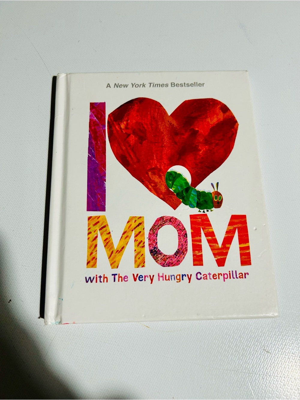 (3/$10) I Love Mom with The Very Hungry Caterpillar โ hardcover book